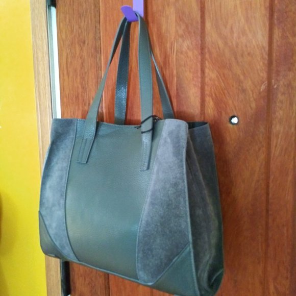 ***FINAL SALE*** Authentic Valentina Fiore Italian Leather Tote - Picture 3 of 16